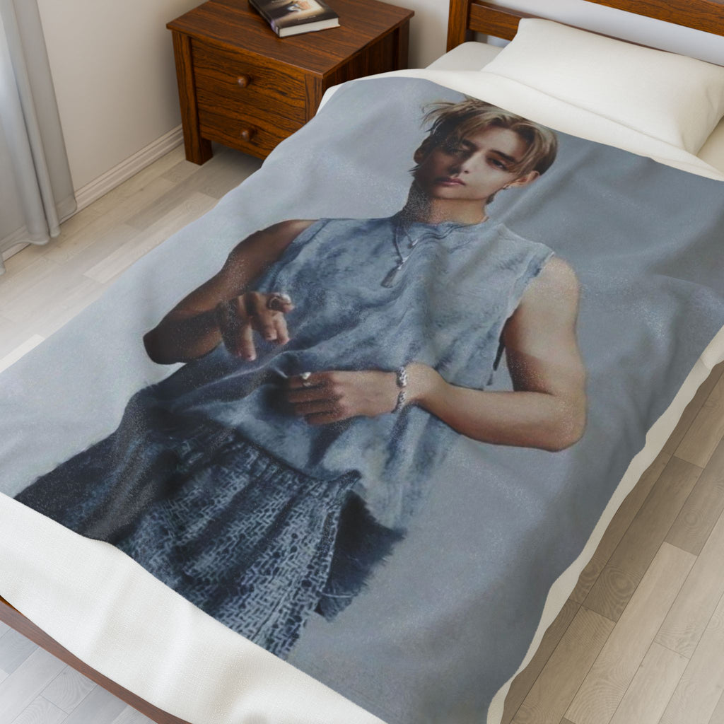BTS Taehyung Layover Blanket